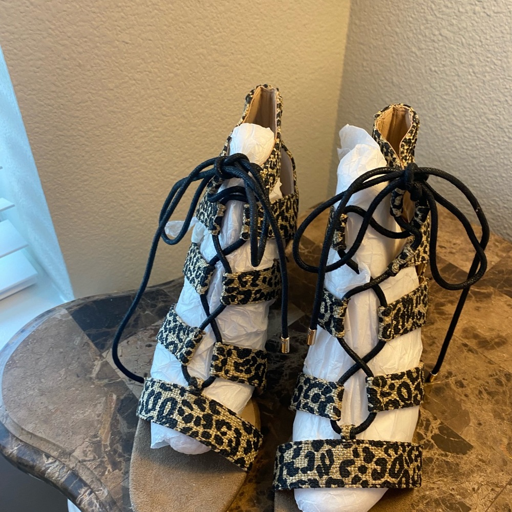 Leopard Block heels - Picture 3 of 3